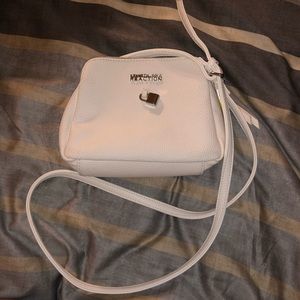 Kenneth Cole cute white little purse